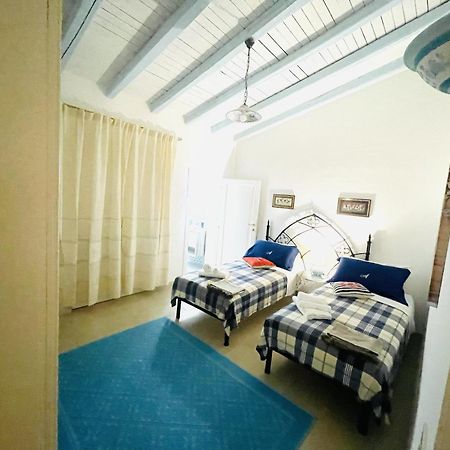 Villa Adel سان تيودورو المظهر الخارجي الصورة