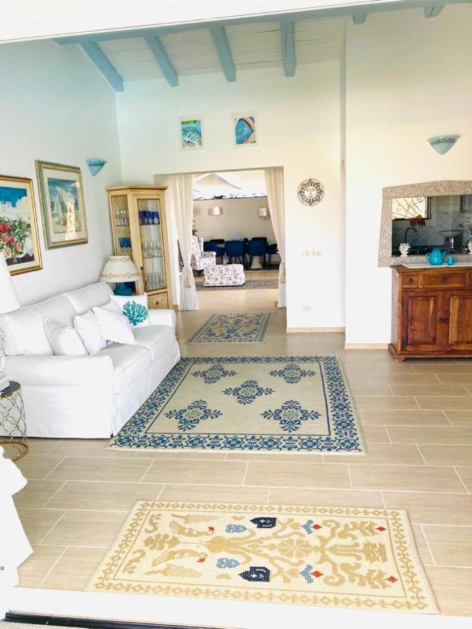 Villa Adel سان تيودورو المظهر الخارجي الصورة