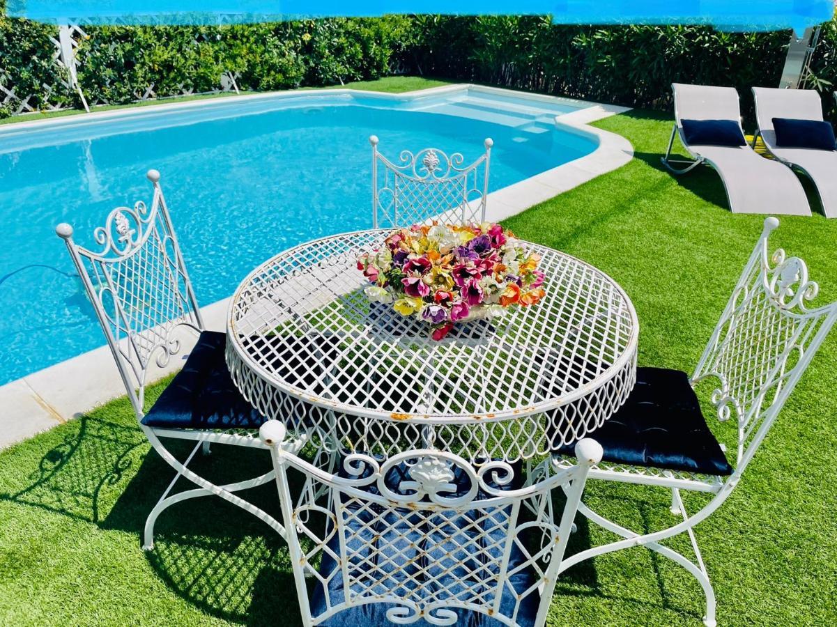Villa Adel سان تيودورو المظهر الخارجي الصورة