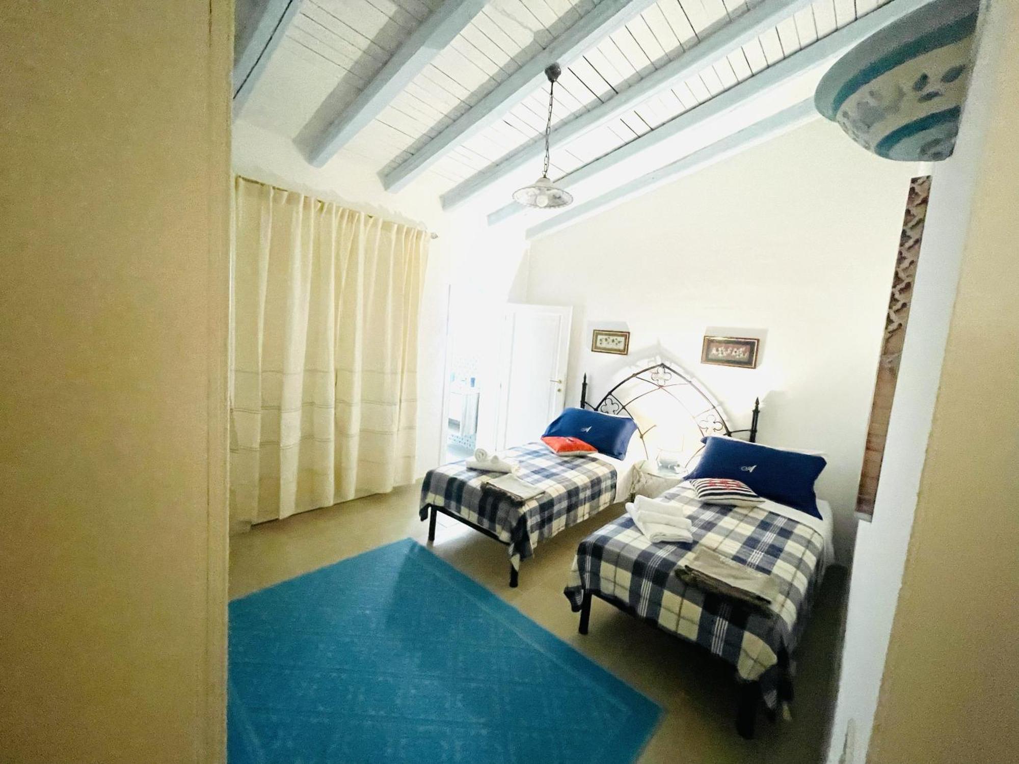 Villa Adel سان تيودورو المظهر الخارجي الصورة